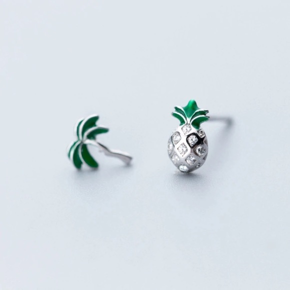 BOGO! 925 Silver Pineapple Palm Tree Earrings - Picture 3 of 7